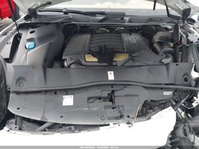 Porsche Cayenne Image 7