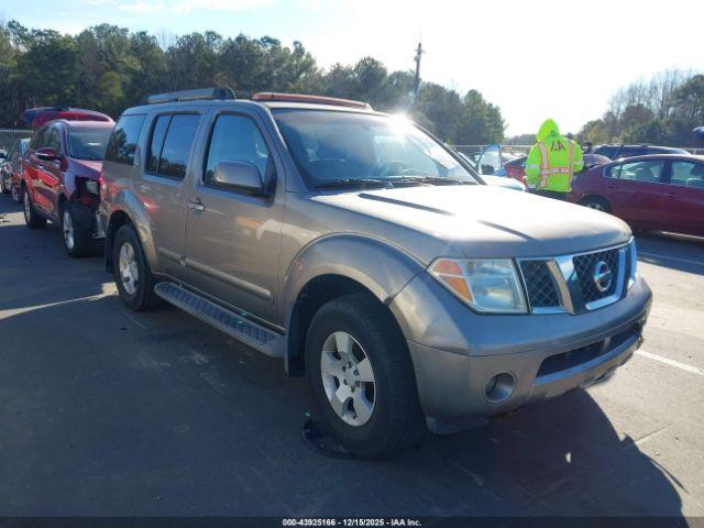  Salvage Nissan Pathfinder