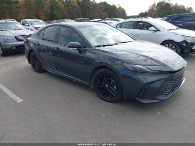 Toyota Camry Se Image 1