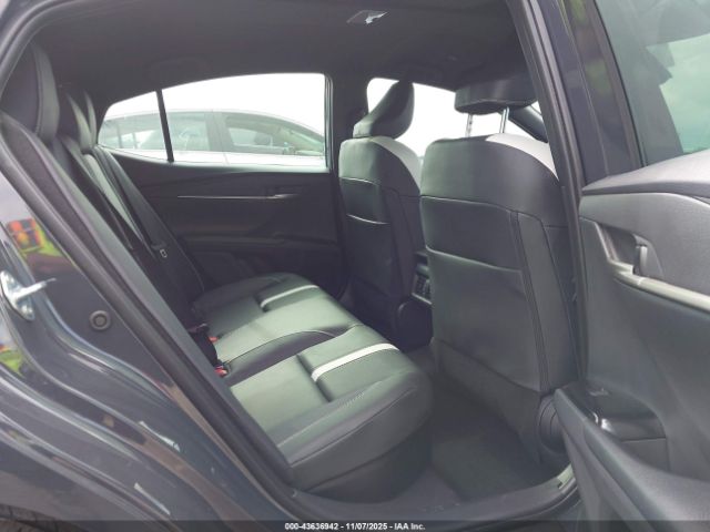 Toyota Camry Se Image 15