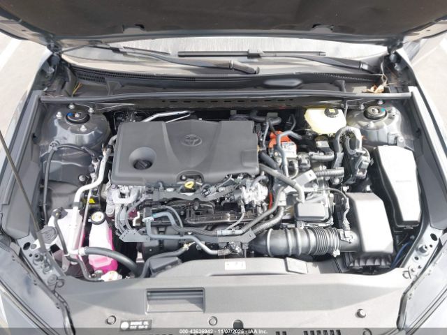 Toyota Camry Se Image 6