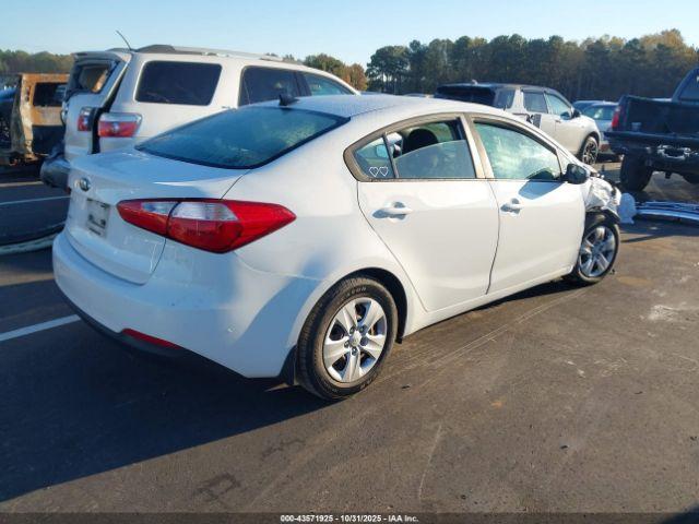 Kia Forte Lx Image 9