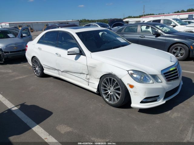 Mercedes-Benz E-Class Image 1