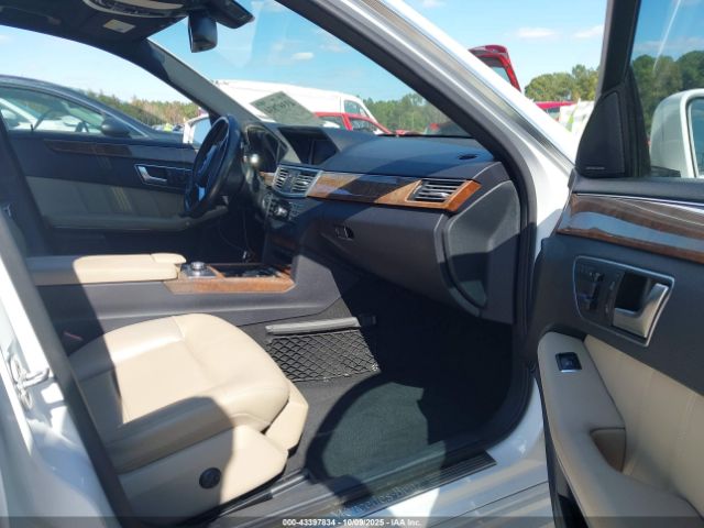 Mercedes-Benz E-Class Image 10