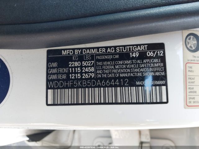 Mercedes-Benz E-Class Image 9