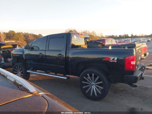 Chevrolet Silverado 1500 Lt Image 4