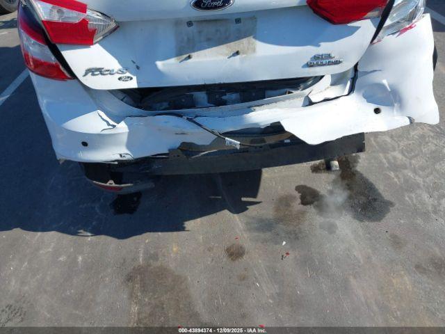 Ford Focus Sel Image 6