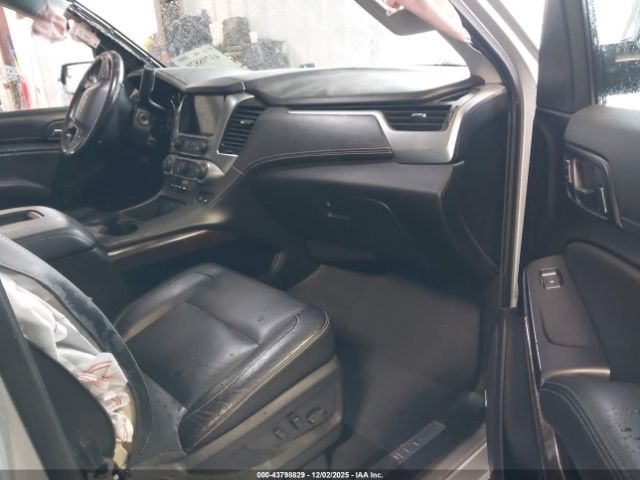 Chevrolet Suburban Lt Image 7