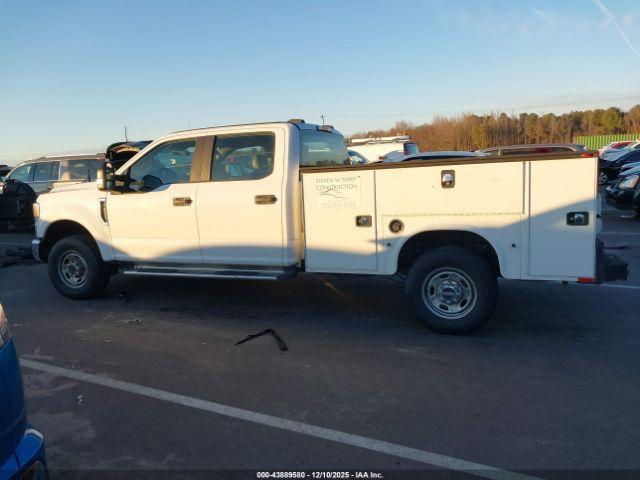 Ford F-250 Xl Image 15
