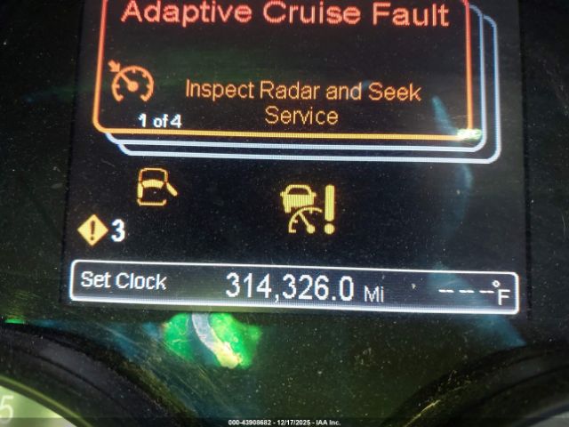 Peterbilt 579 Image 2