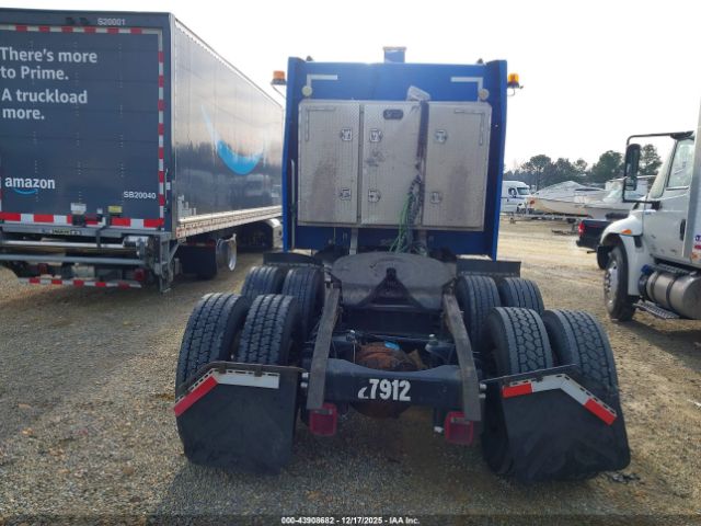 Peterbilt 579 Image 20