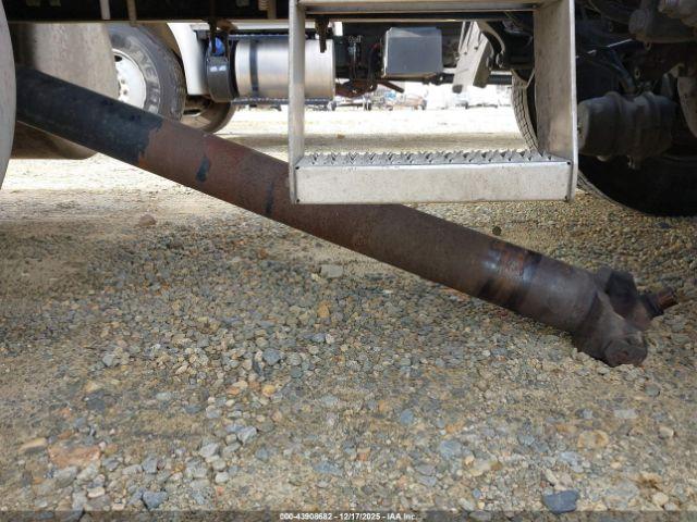 Peterbilt 579 Image 15