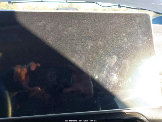 Vinfast Vf 8 Eco Image 11