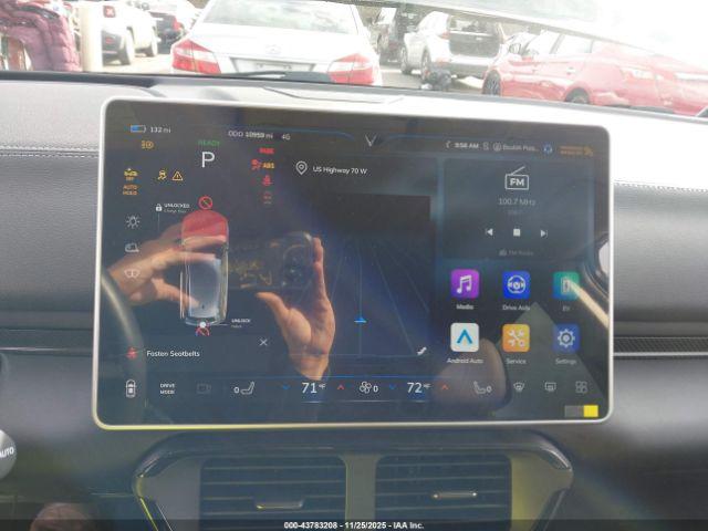 Vinfast Vf 8 Eco Image 9