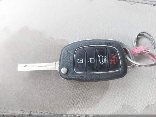 Hyundai TUCSON Se Image 4