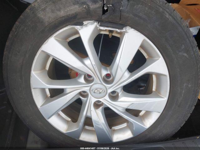 Hyundai TUCSON Se Image 12