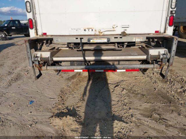 International 4000 4300 Image 15