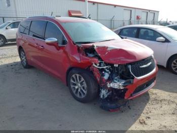  Salvage Chrysler Pacifica