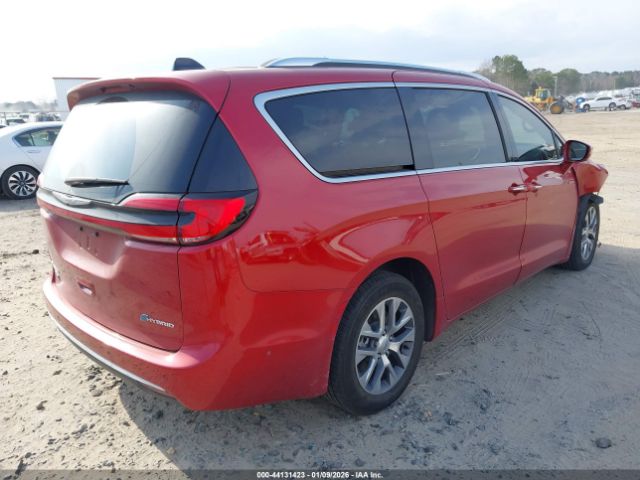 Chrysler Pacifica Pinnacle Image 4