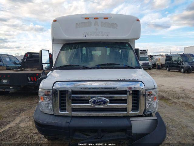 Ford Econoline E350 Super Duty Cutaway Van Image 18